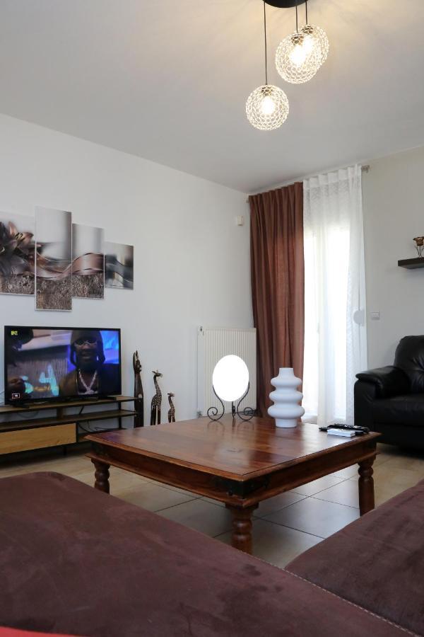 Апартаменты Nenas House Nea Iraklitsa Экстерьер фото