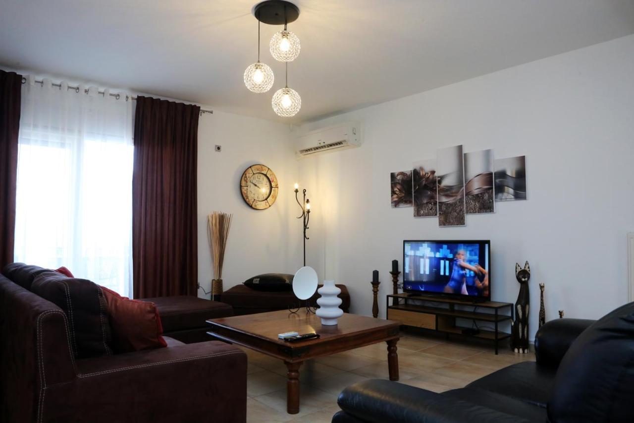 Апартаменты Nenas House Nea Iraklitsa Экстерьер фото